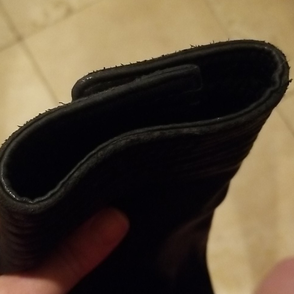 Leather jacket - Picture 5 of 7